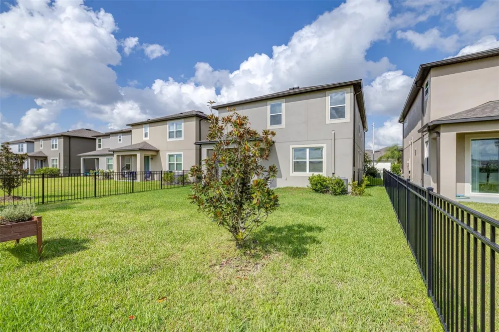 5246 CURRANT STREET Lakeland, FL 33811