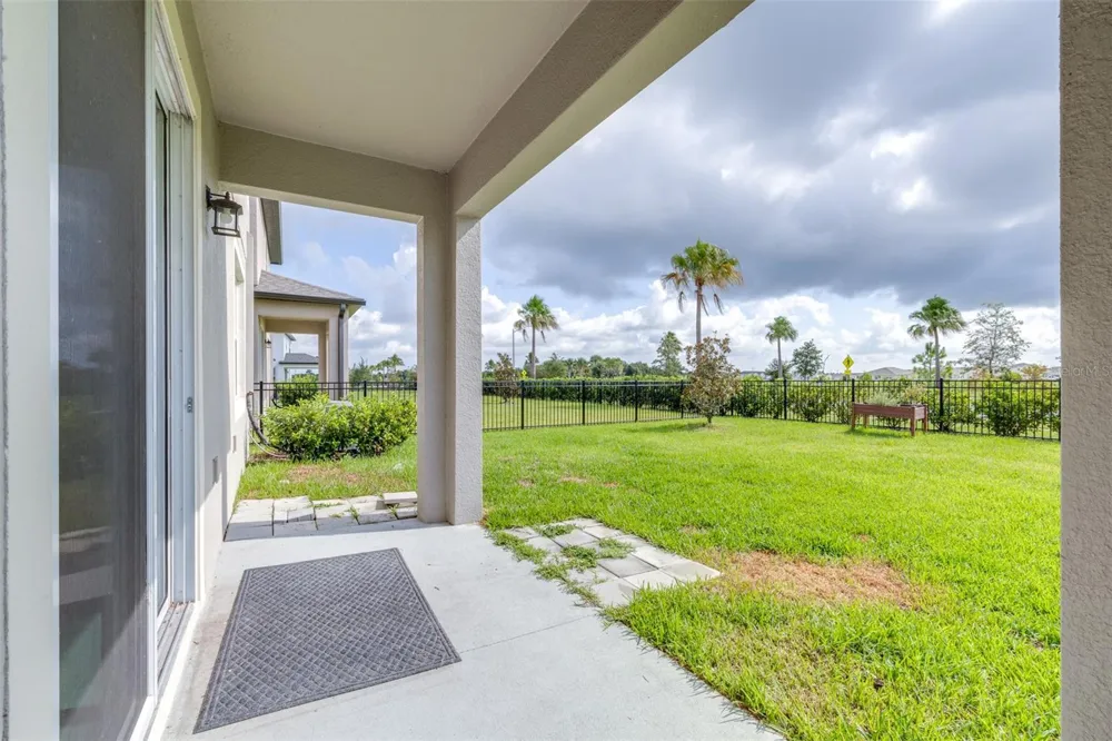 5246 CURRANT STREET Lakeland, FL 33811