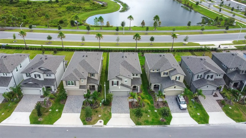 5246 CURRANT STREET Lakeland, FL 33811