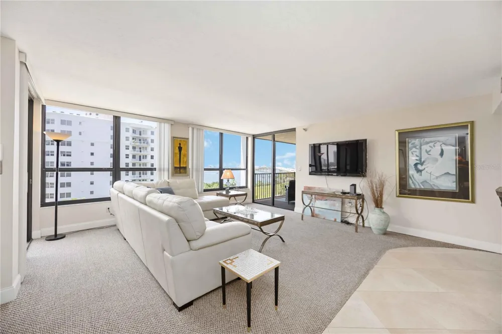 11 SUNSET DRIVE #505 Sarasota, FL 34236