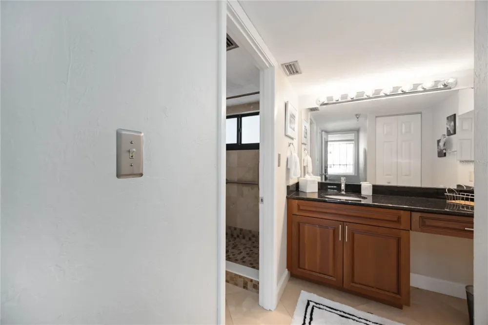 11 SUNSET DRIVE #505 Sarasota, FL 34236