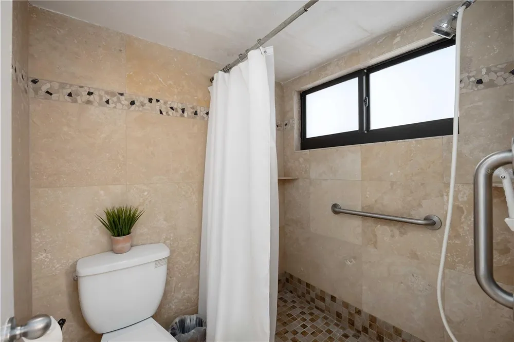 11 SUNSET DRIVE #505 Sarasota, FL 34236