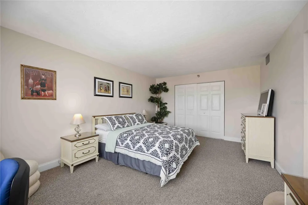 11 SUNSET DRIVE #505 Sarasota, FL 34236