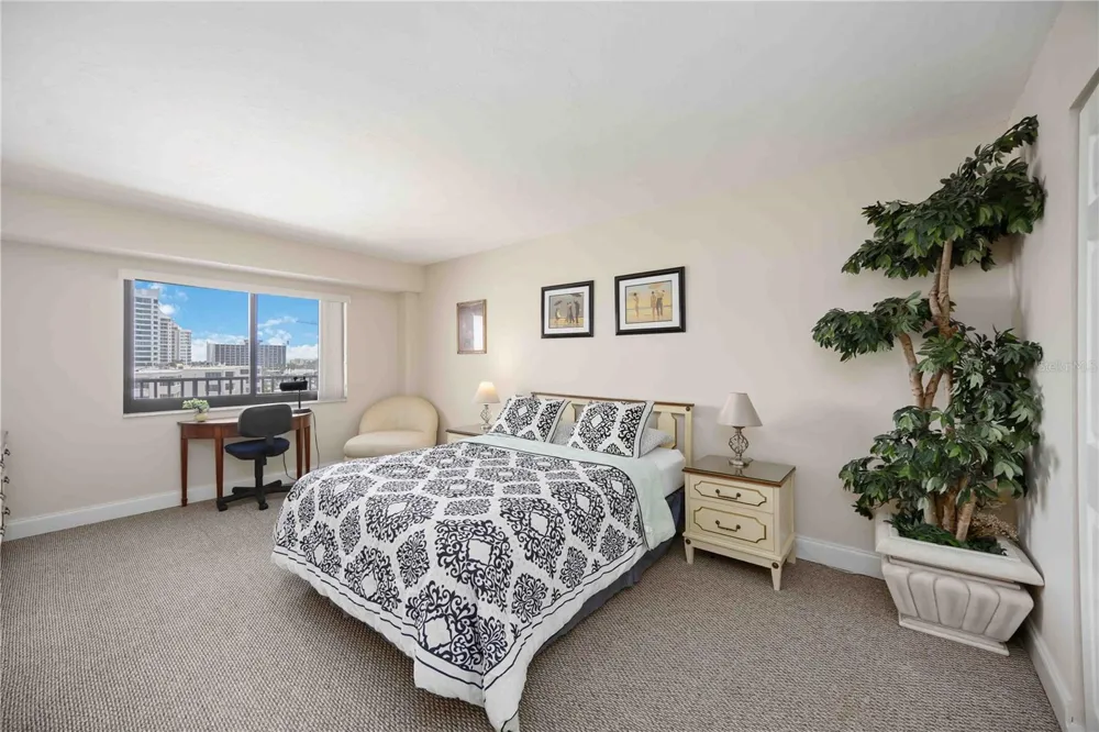 11 SUNSET DRIVE #505 Sarasota, FL 34236