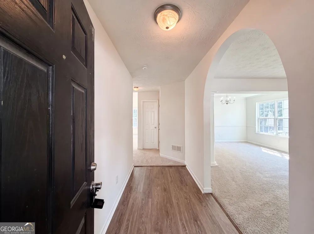 2287 Silver Maple CIR Ellenwood, GA 30294