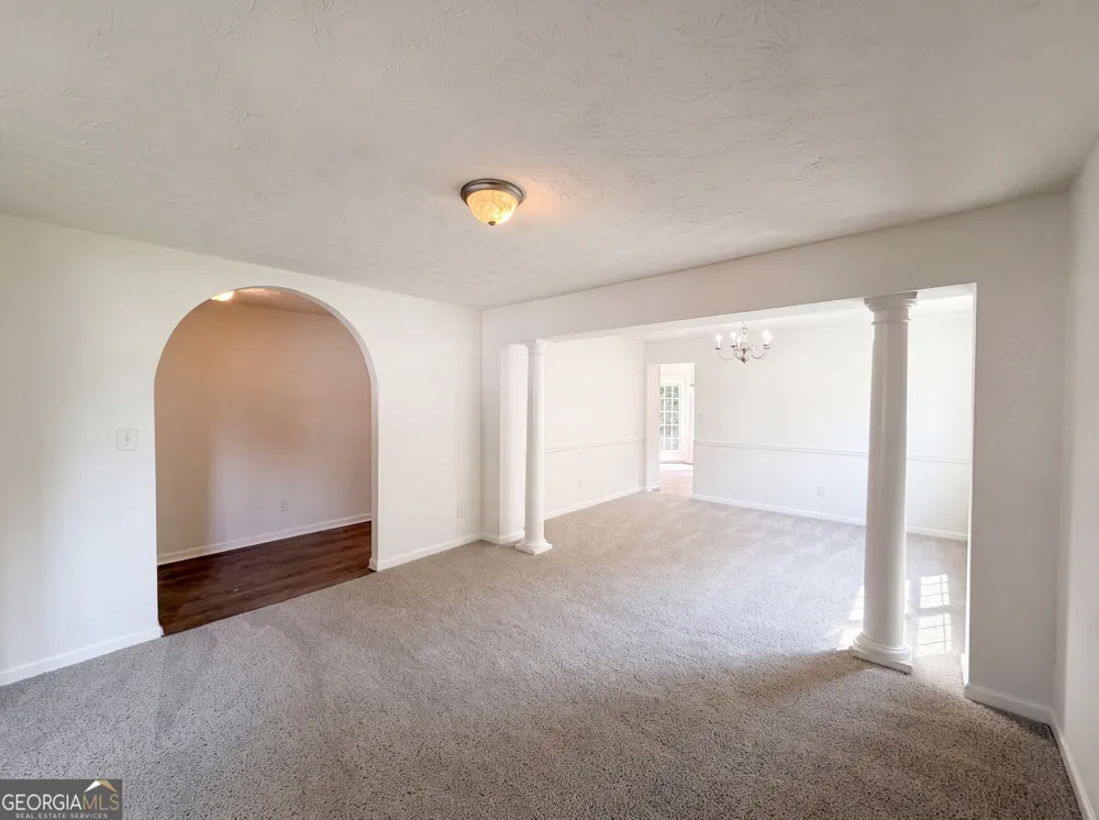 2287 Silver Maple CIR Ellenwood, GA 30294