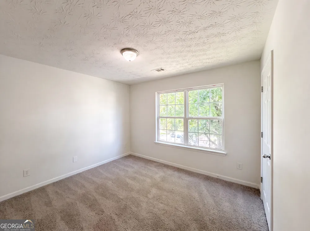 2287 Silver Maple CIR Ellenwood, GA 30294