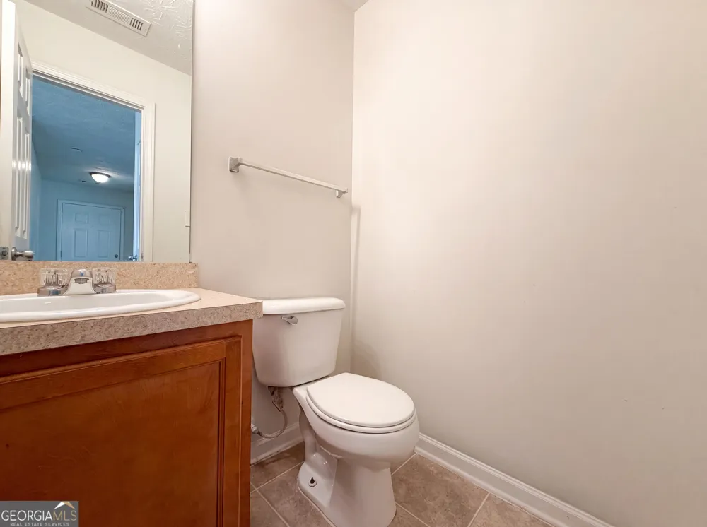 2287 Silver Maple CIR Ellenwood, GA 30294