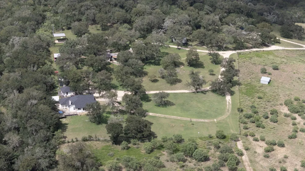 7757 State Park Road Lockhart, TX 78644