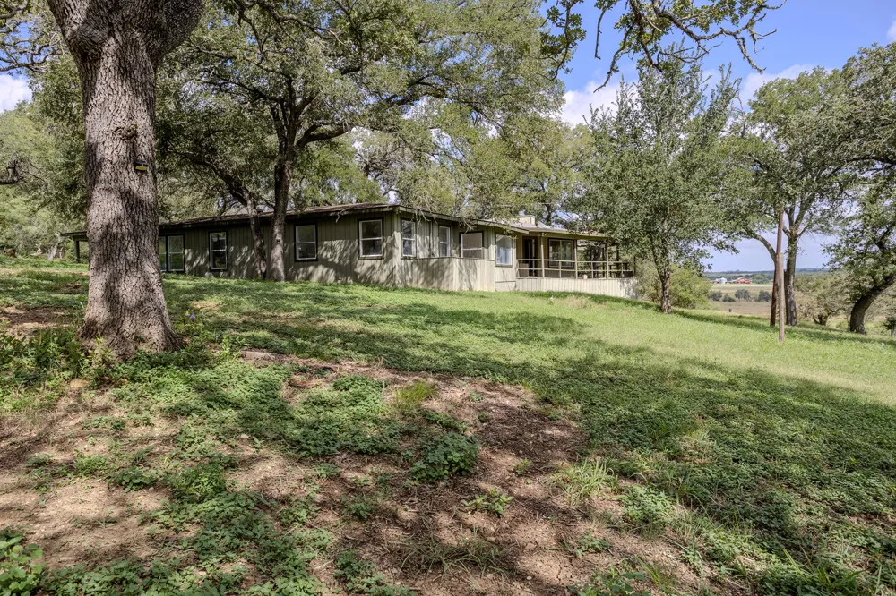7757 State Park Road Lockhart, TX 78644