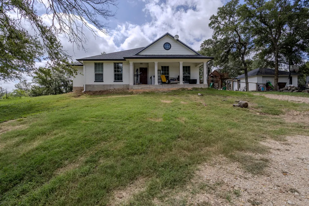 7757 State Park Road Lockhart, TX 78644