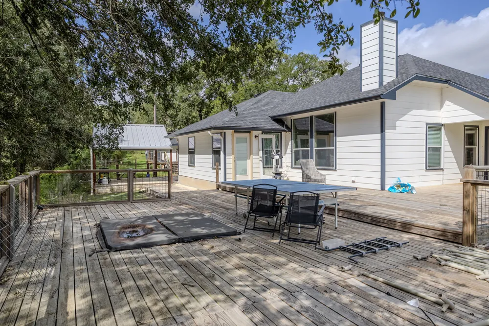 7757 State Park Road Lockhart, TX 78644