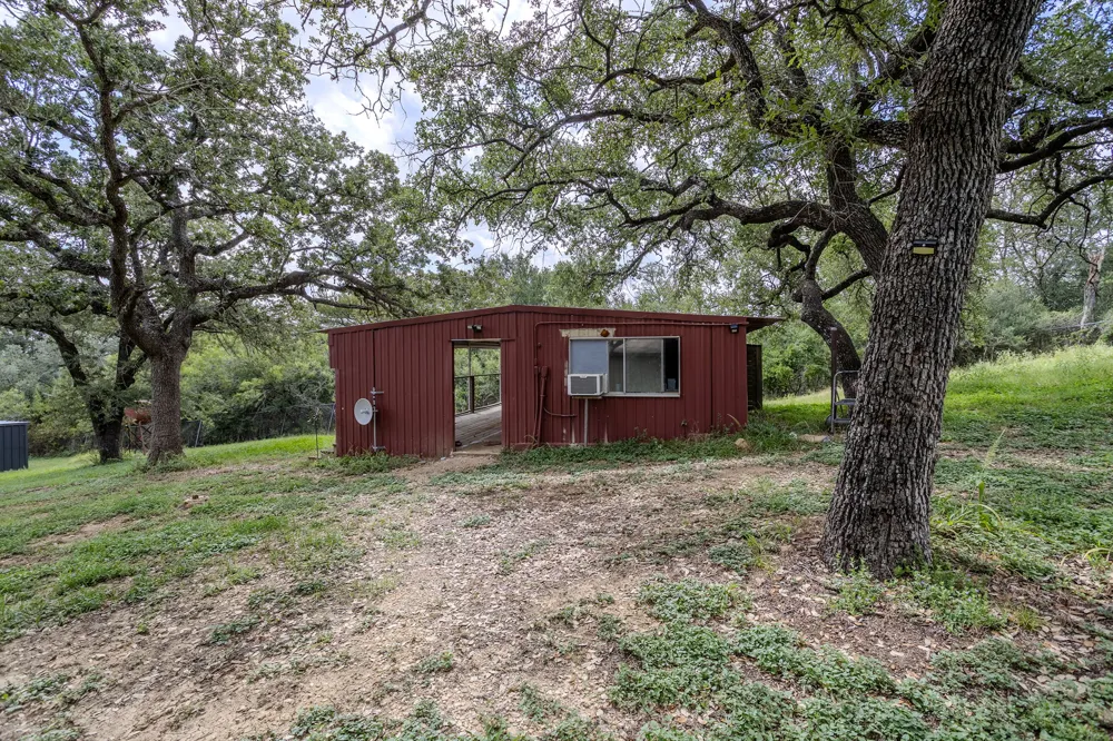 7757 State Park Road Lockhart, TX 78644