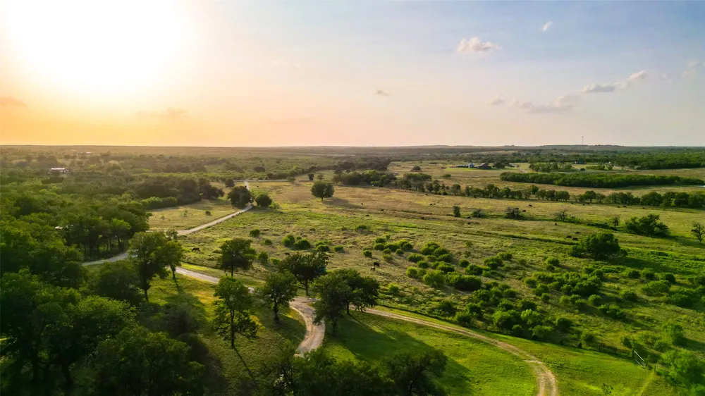7757 State Park Road Lockhart, TX 78644