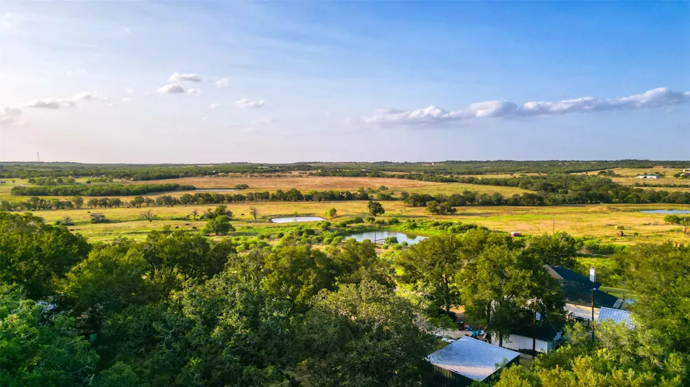 7757 State Park Road Lockhart, TX 78644