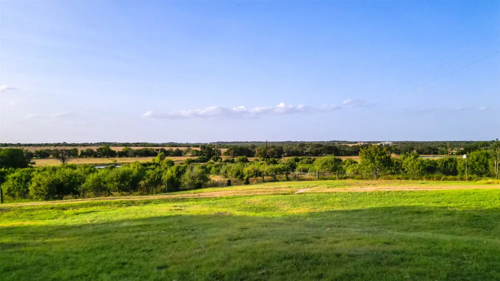 7757 State Park Road Lockhart, TX 78644