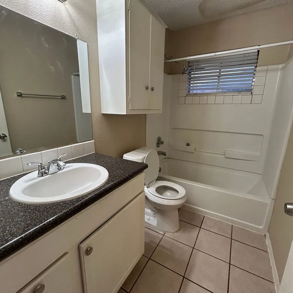 7208 Creekside Drive #C Austin, TX 78752