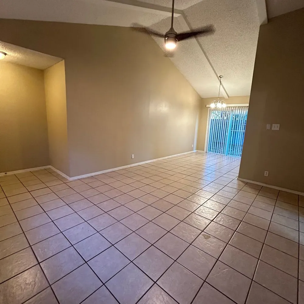 7208 Creekside Drive #C Austin, TX 78752