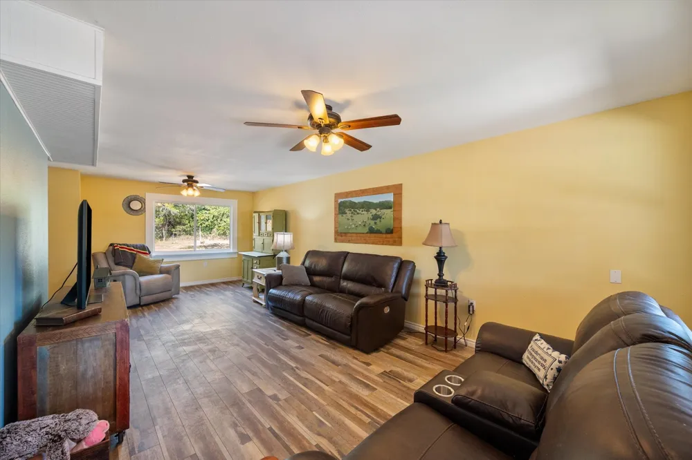 355 County Road 2800 Morgan, TX 76671