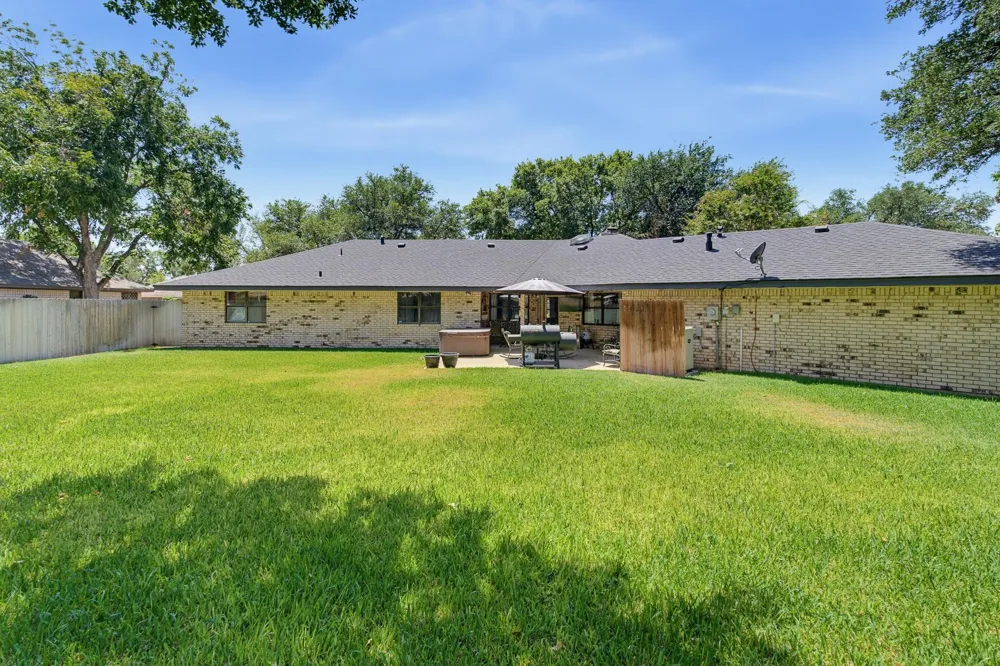 38 Cypress Point Street Abilene, TX 79606