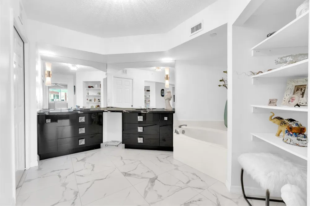 7759 GRANVILLE DRIVE #306 Tamarac, FL 33321