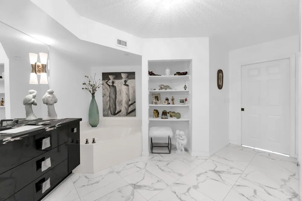 7759 GRANVILLE DRIVE #306 Tamarac, FL 33321