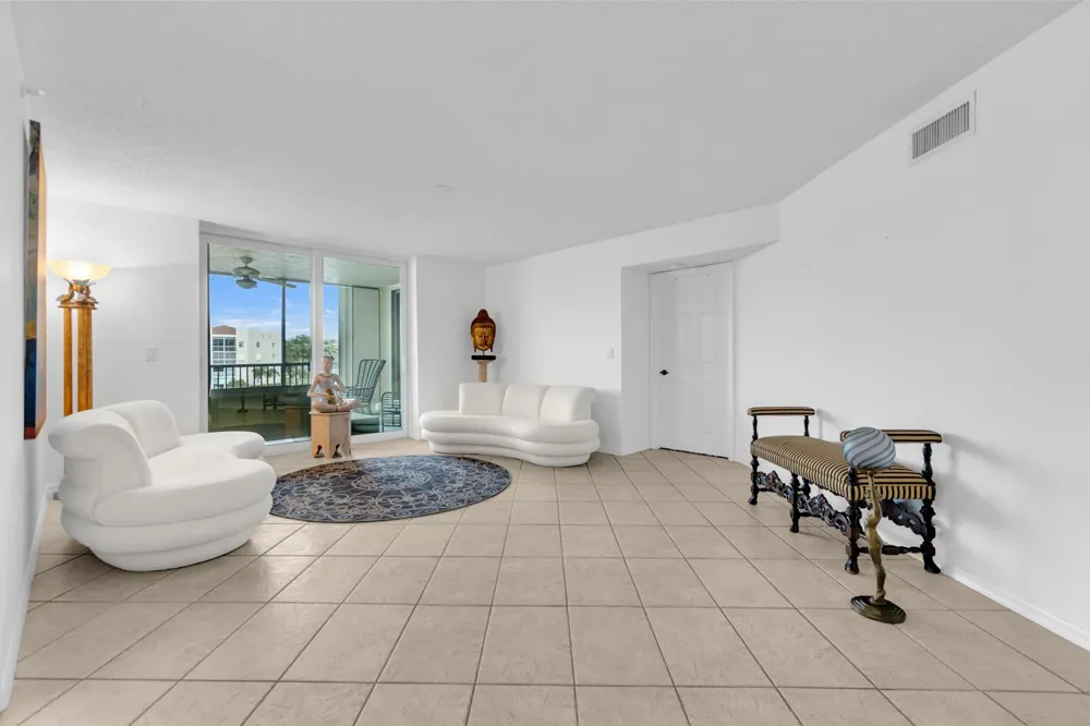 7759 GRANVILLE DRIVE #306 Tamarac, FL 33321