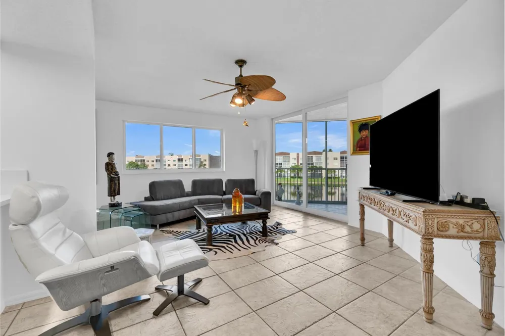7759 GRANVILLE DRIVE #306 Tamarac, FL 33321