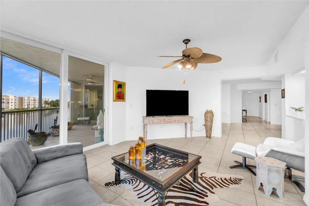 7759 GRANVILLE DRIVE #306 Tamarac, FL 33321
