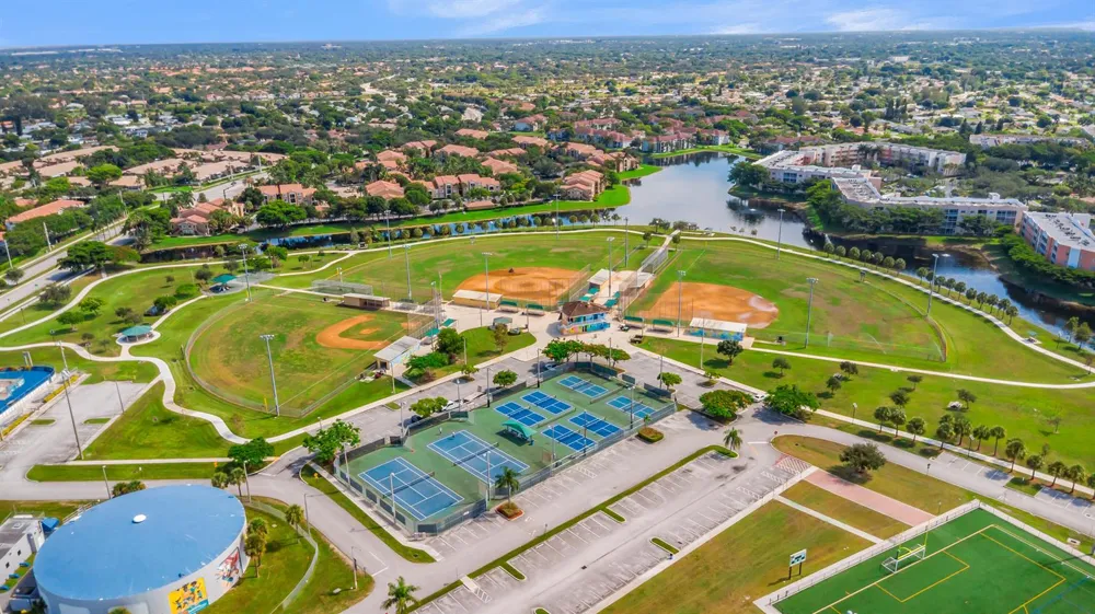 7759 GRANVILLE DRIVE #306 Tamarac, FL 33321