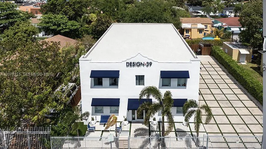 165 NW 39th St #3 Miami, FL 33127
