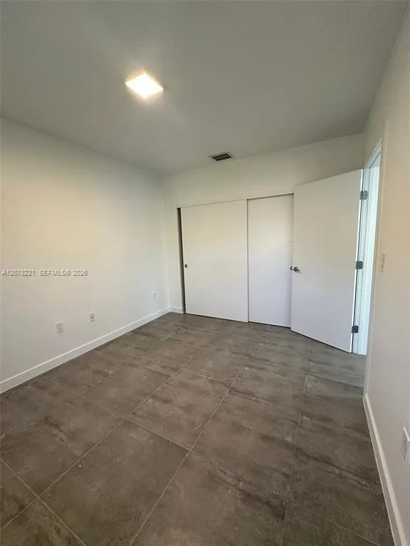 165 NW 39th St #3 Miami, FL 33127