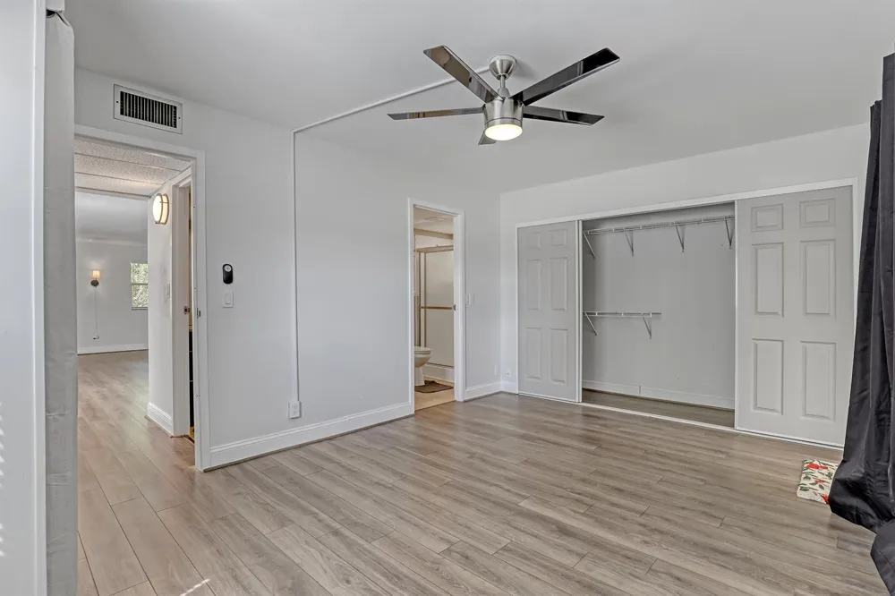 611 SAXONY M Park Delray Beach, FL 33446