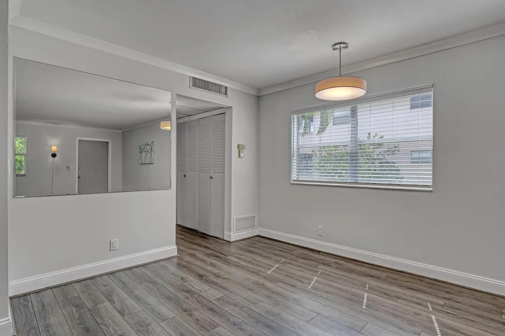 611 SAXONY M Park Delray Beach, FL 33446