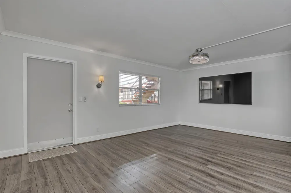 611 SAXONY M Park Delray Beach, FL 33446