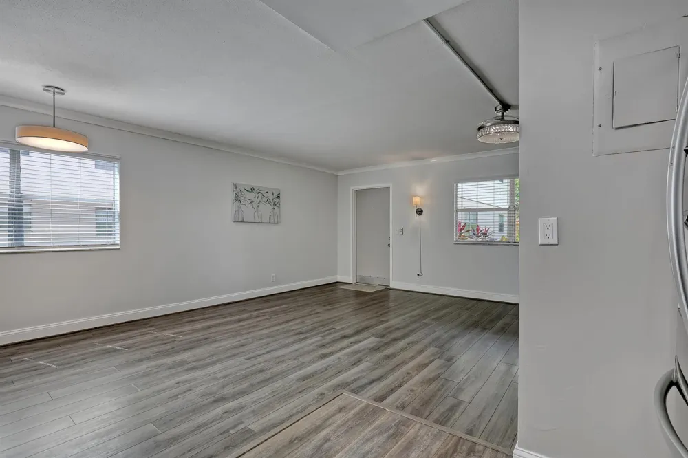 611 SAXONY M Park Delray Beach, FL 33446