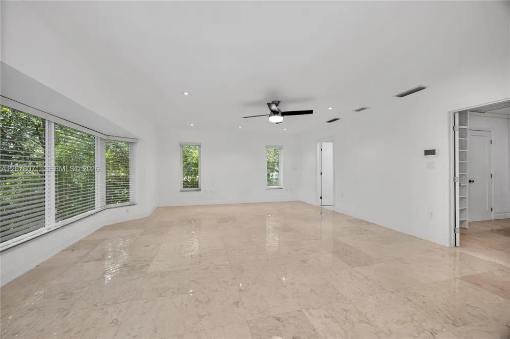3709 Alhambra Ct Coral Gables, FL 33134