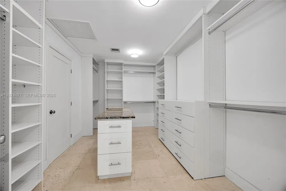 3709 Alhambra Ct Coral Gables, FL 33134