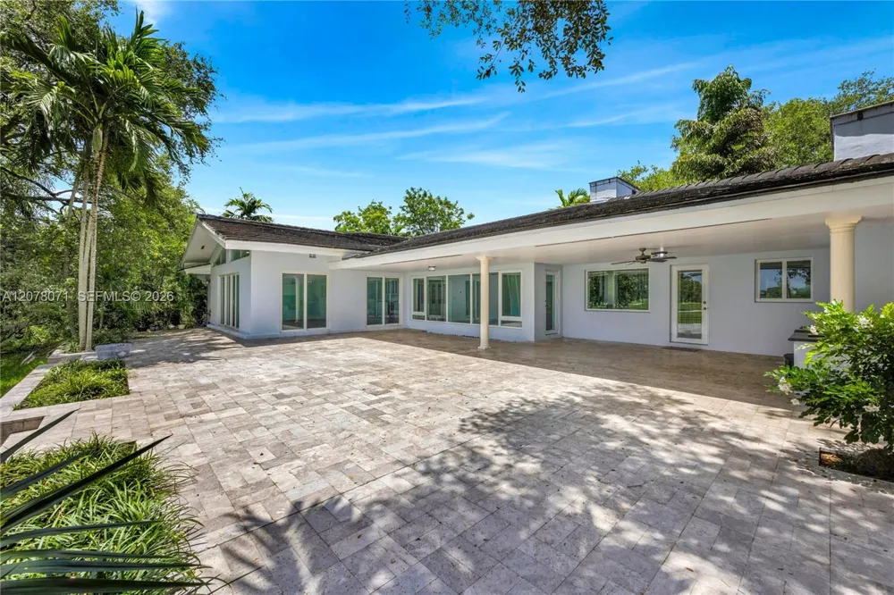 3709 Alhambra Ct Coral Gables, FL 33134