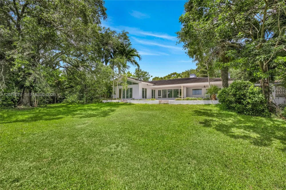 3709 Alhambra Ct Coral Gables, FL 33134