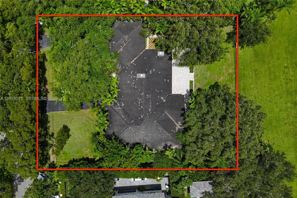 3709 Alhambra Ct Coral Gables, FL 33134