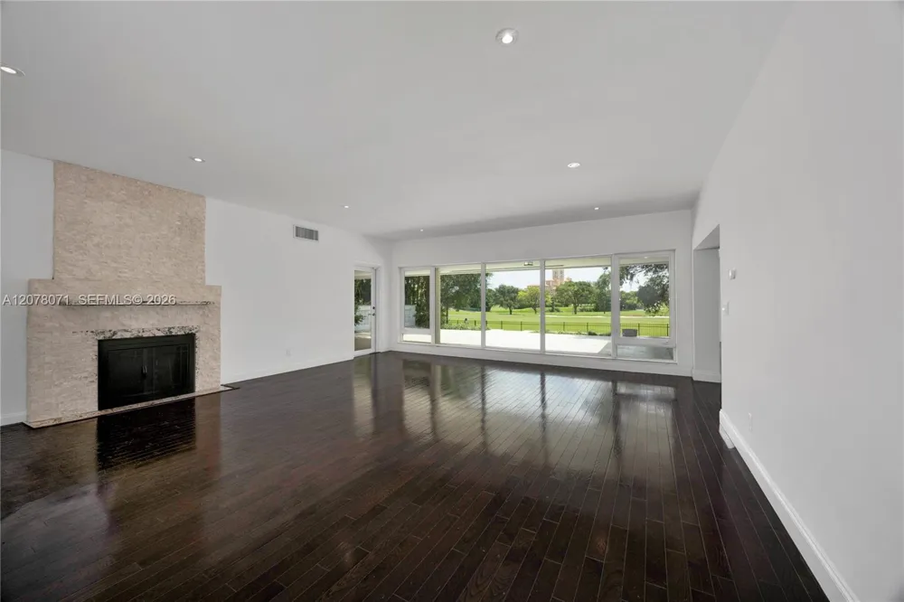 3709 Alhambra Ct Coral Gables, FL 33134