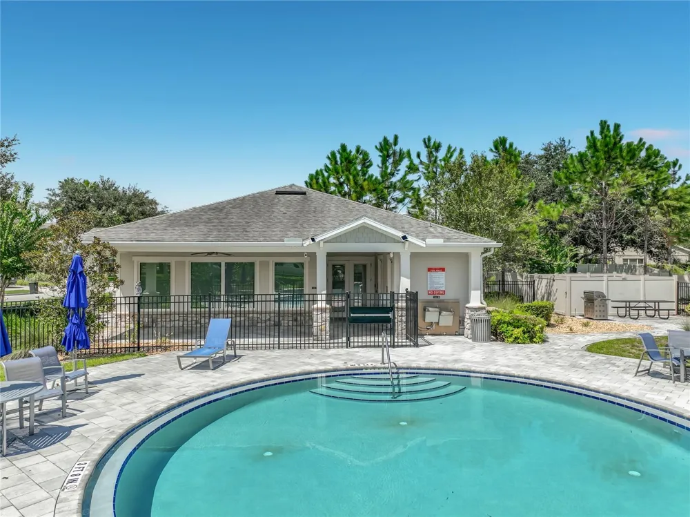 9038 VICKROY TERRACE Oviedo, FL 32765