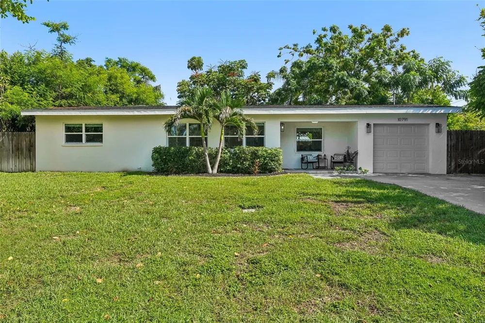 10791 TEMPLE TERRACE Seminole, FL 33772