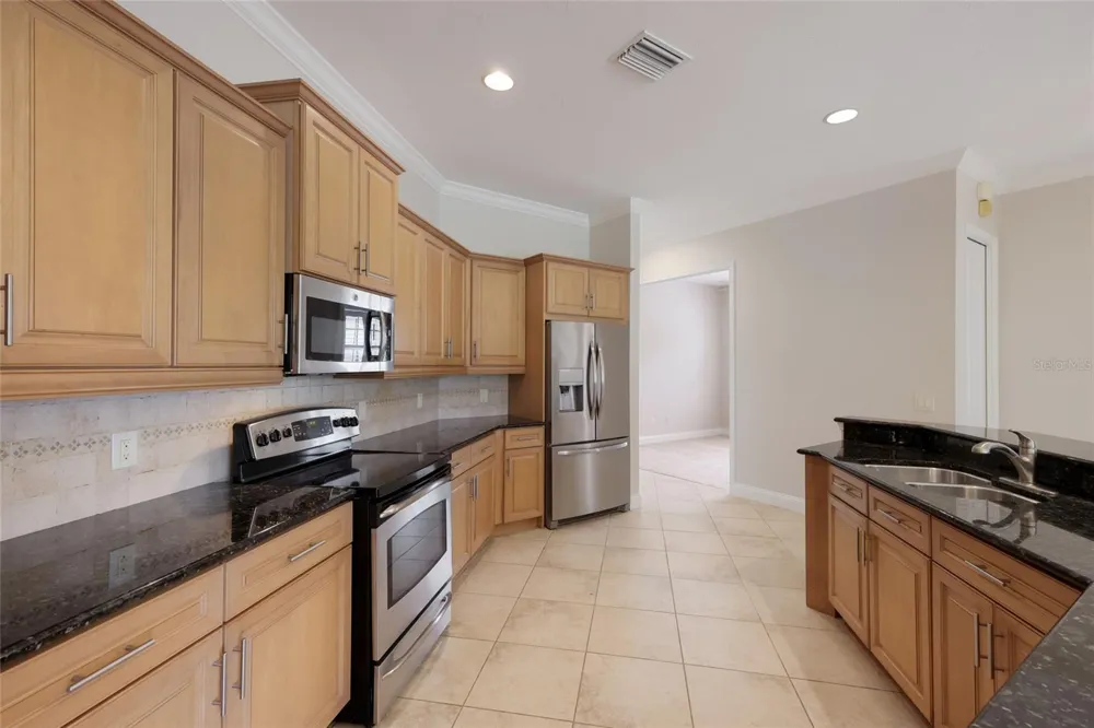 6123 25TH STREET E Ellenton, FL 34222