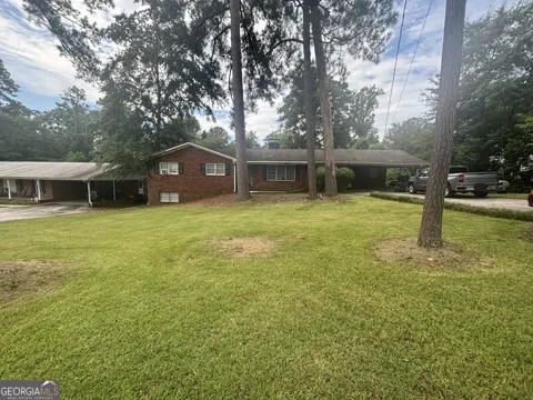 2986 Crestline DR