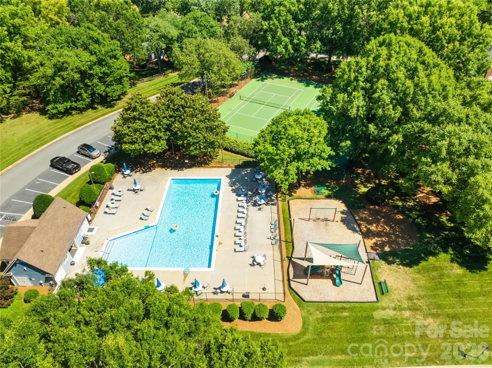 141 Ashford Hollow Lane Mooresville, NC 28117