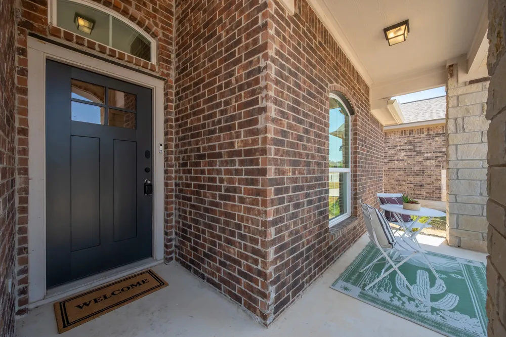 137 Empress Tree Drive Leander, TX 78641