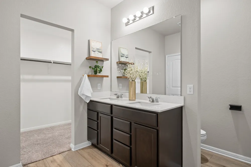 137 Empress Tree Drive Leander, TX 78641