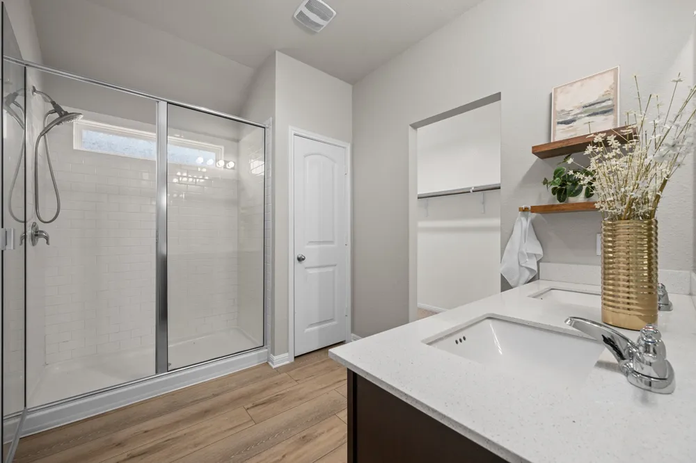 137 Empress Tree Drive Leander, TX 78641